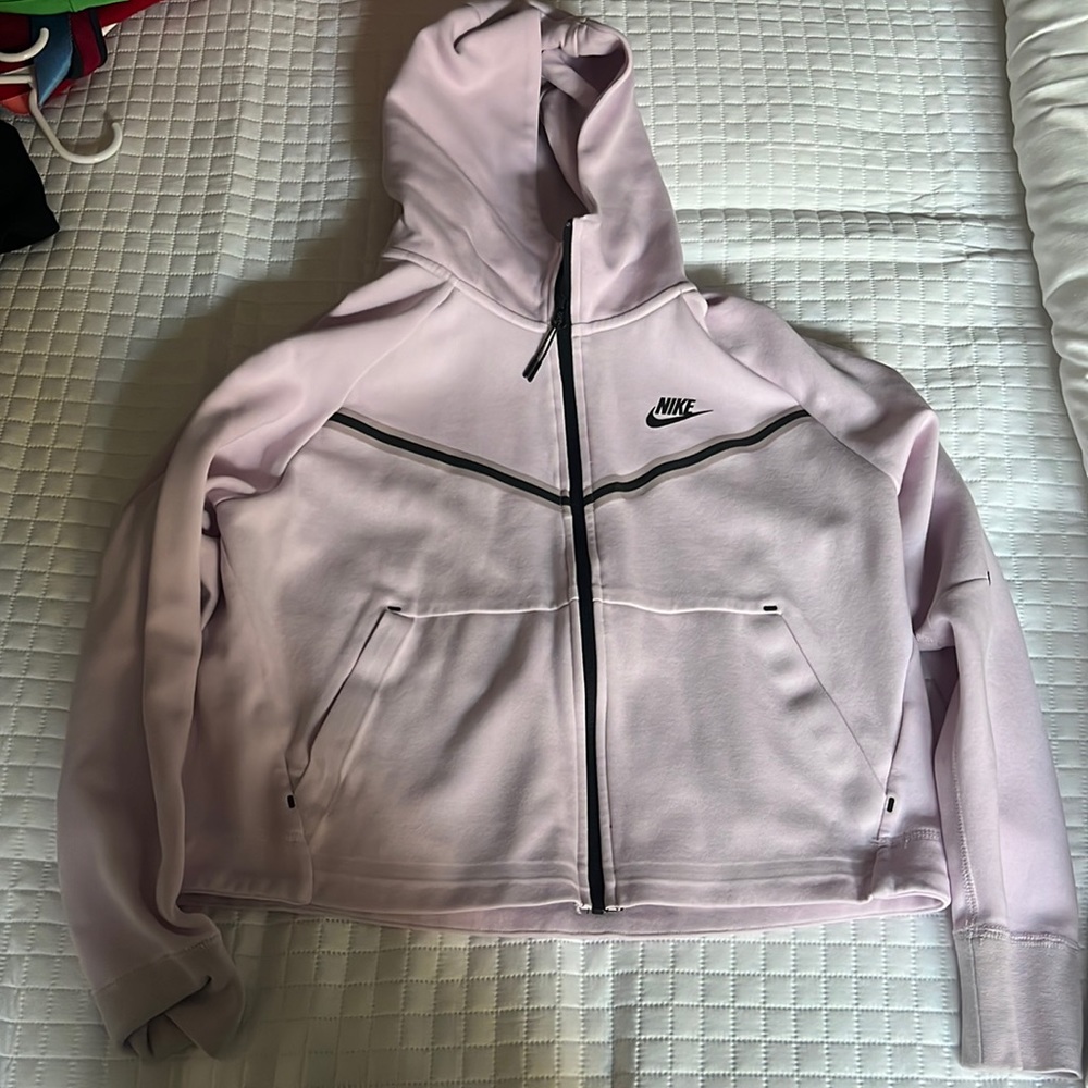 nike tech womens hoodie!